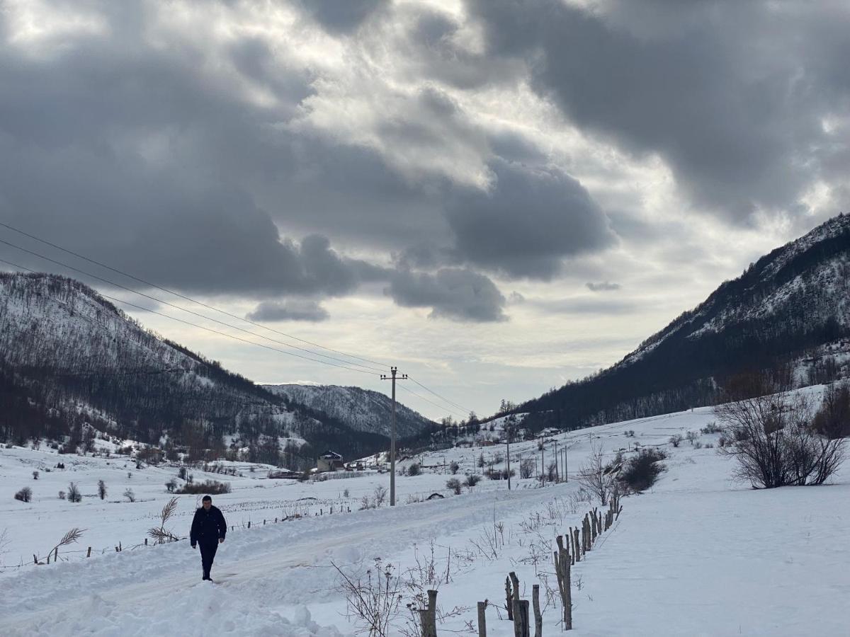 Joen Village Librazhet Екстериор снимка