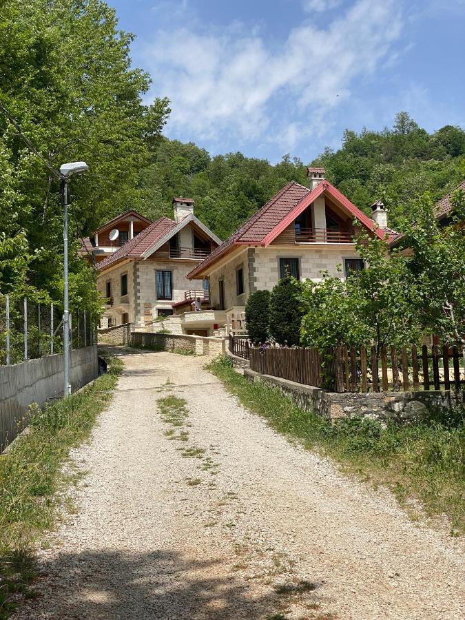 Joen Village Librazhet Екстериор снимка